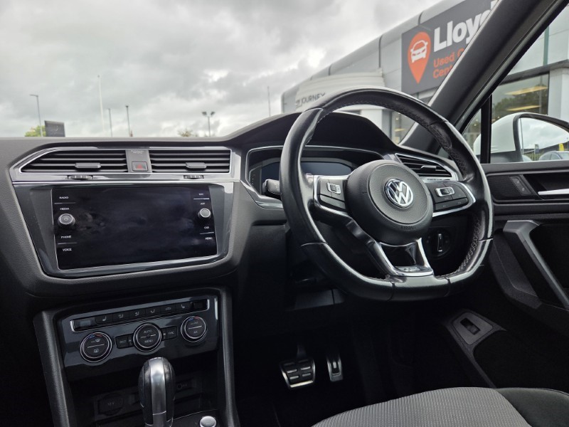 2019 (19) VOLKSWAGEN TIGUAN 2.0 TSi 190 4Motion R-Line Tech 5dr DSG 5471572
