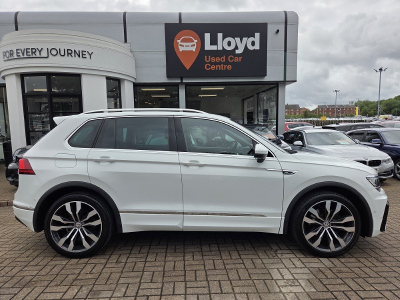 2019 (19) VOLKSWAGEN TIGUAN 2.0 TSi 190 4Motion R-Line Tech 5dr DSG 5471545