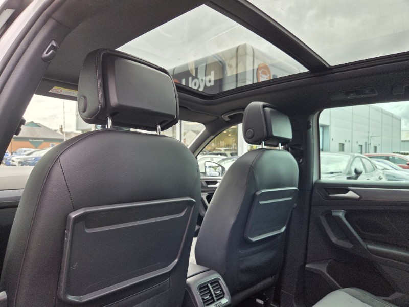 2019 (19) VOLKSWAGEN TIGUAN 2.0 TSi 190 4Motion R-Line Tech 5dr DSG 5471568