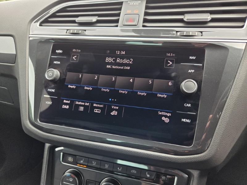 2019 (19) VOLKSWAGEN TIGUAN 2.0 TSi 190 4Motion R-Line Tech 5dr DSG 5471590