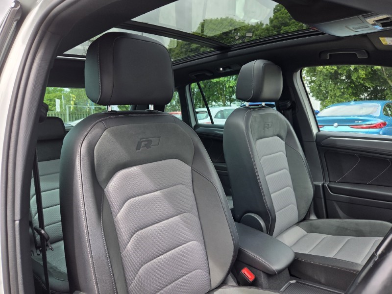 2019 (19) VOLKSWAGEN TIGUAN 2.0 TSi 190 4Motion R-Line Tech 5dr DSG 5471579