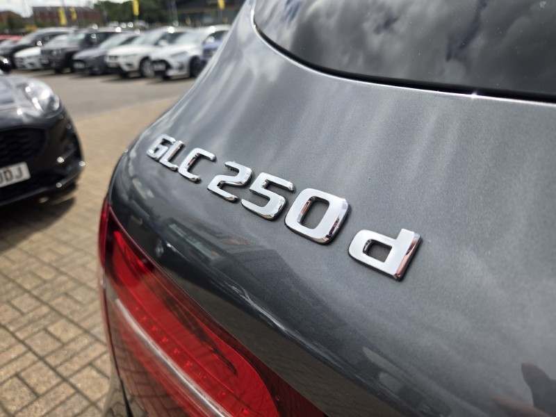 2016 (66) MERCEDES-BENZ GLC 250d 4Matic AMG Line Prem Plus 5dr 9G-Tronic 5496383