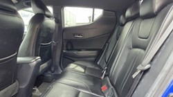 2019 (19) TOYOTA C-HR 1.2T Dynamic 5dr 5463657