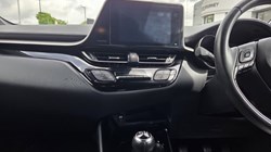 2019 (19) TOYOTA C-HR 1.2T Dynamic 5dr 5463660