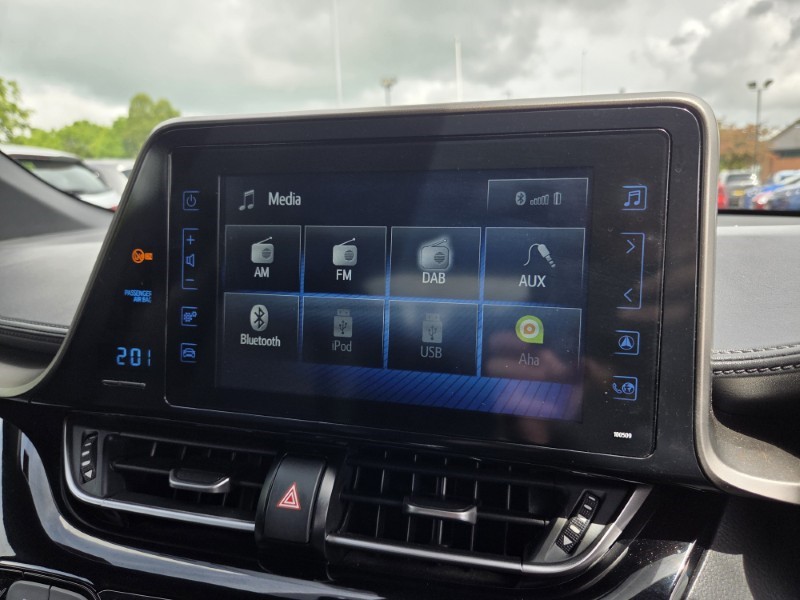 2019 (19) TOYOTA C-HR 1.2T Dynamic 5dr 5463674