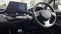 2019 (19) TOYOTA C-HR 1.2T Dynamic 5dr 5463659