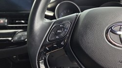 2019 (19) TOYOTA C-HR 1.2T Dynamic 5dr 5463668