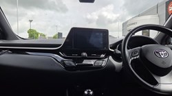 2019 (19) TOYOTA C-HR 1.2T Dynamic 5dr 5463658
