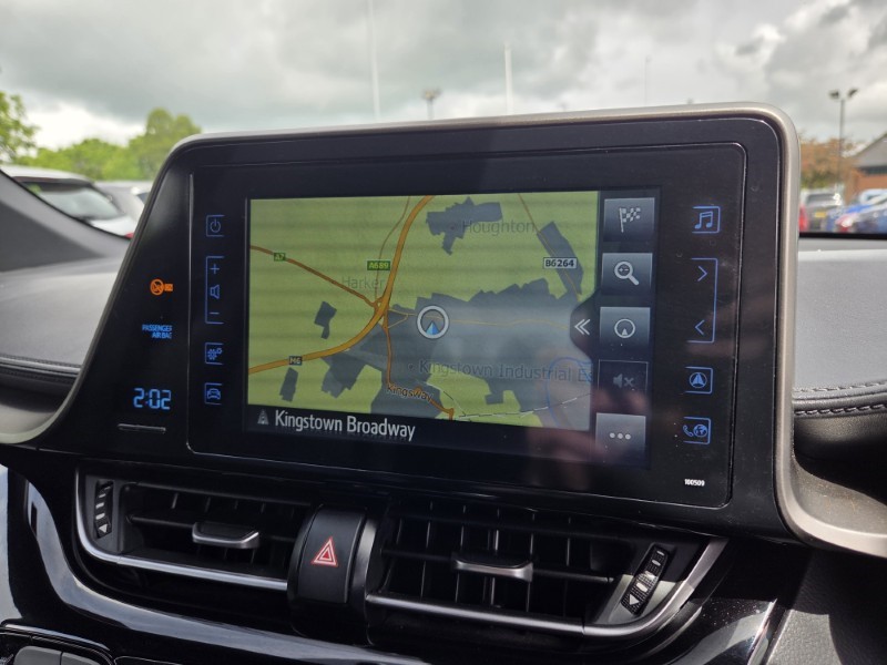 2019 (19) TOYOTA C-HR 1.2T Dynamic 5dr 5463675