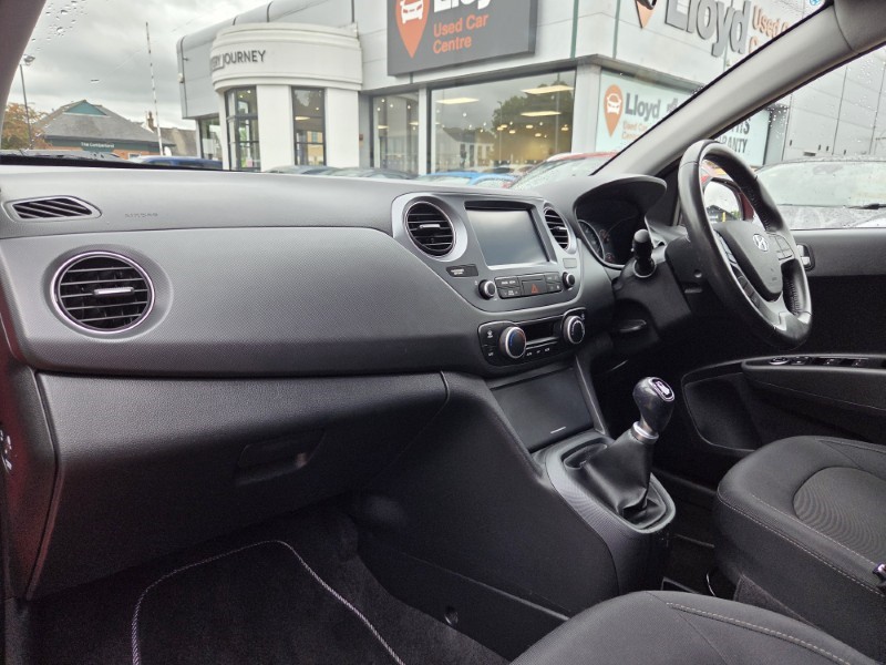 2020 (69) HYUNDAI I10 1.0 Premium 5dr 5461258
