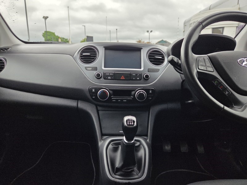 2020 (69) HYUNDAI I10 1.0 Premium 5dr 5461256