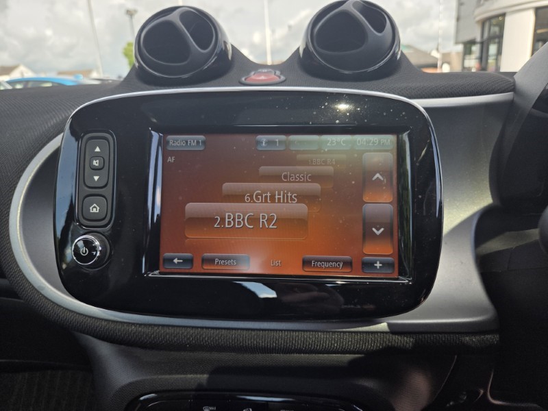 2019 (19) SMART FORTWO COUPE 1.0 Prime Premium 2dr Auto 5463712