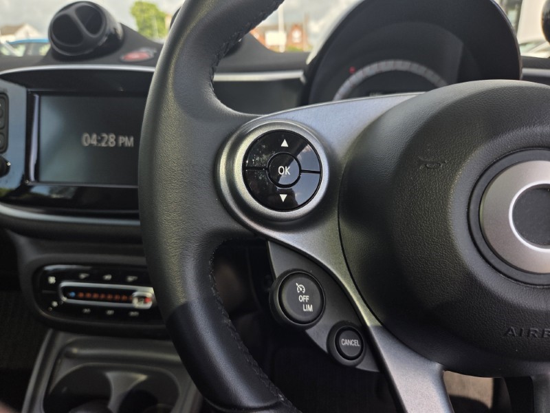 2019 (19) SMART FORTWO COUPE 1.0 Prime Premium 2dr Auto 5463707