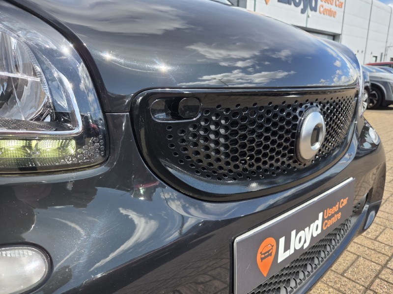 2019 (19) SMART FORTWO COUPE 1.0 Prime Premium 2dr Auto 5463686