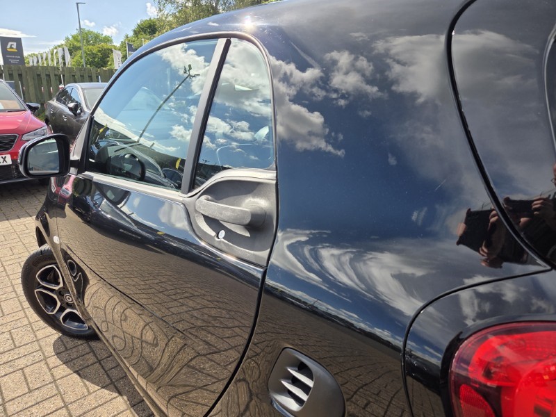 2019 (19) SMART FORTWO COUPE 1.0 Prime Premium 2dr Auto 5463689