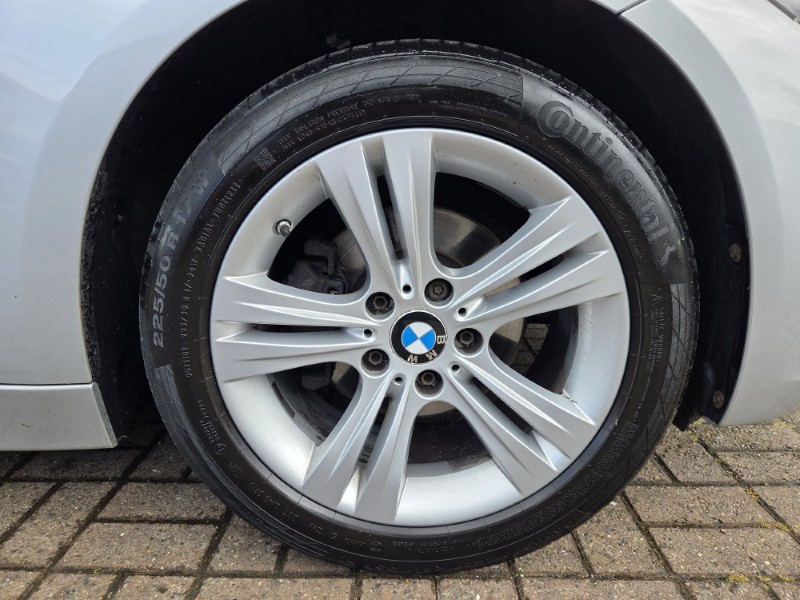 2017 (17) BMW 3 SERIES 320i Sport 5dr Step Auto 5469519