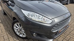 2017 (17) FORD FIESTA 1.5 TDCi Titanium 5dr 5463724