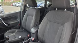 2017 (17) FORD FIESTA 1.5 TDCi Titanium 5dr 5463745