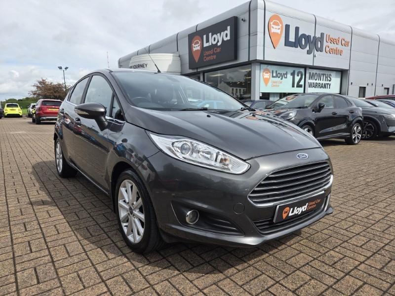 2017 (17) FORD FIESTA 1.5 TDCi Titanium 5dr