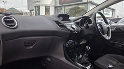 2017 (17) FORD FIESTA 1.5 TDCi Titanium 5dr 5463743