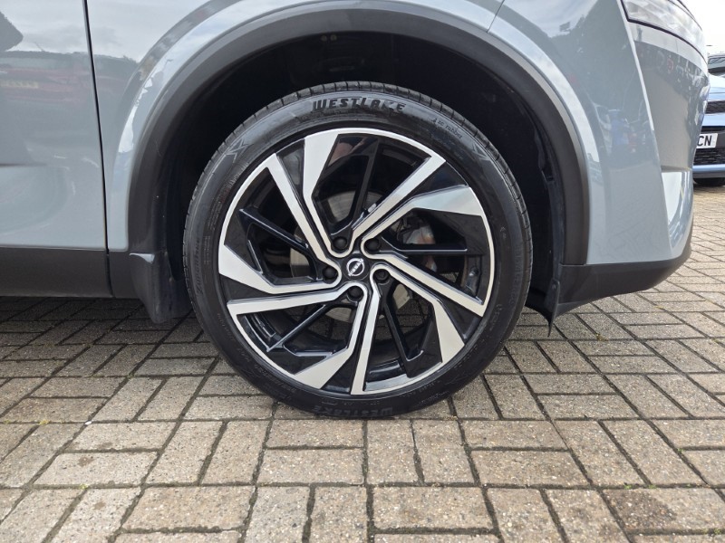 2022 (72) NISSAN QASHQAI 1.3 DiG-T MH 158 Tekna PLUS 5dr Xtronic 5461616
