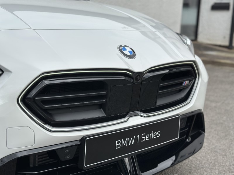  BMW 1 SERIES M135 xDrive 5dr Step Auto [Tech PLUS Pack] 5194318