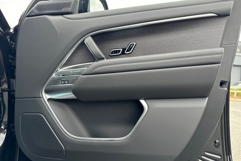 2024 (74) LAND ROVER RANGE ROVER 3.0 P460e HSE 4dr Auto 3299704