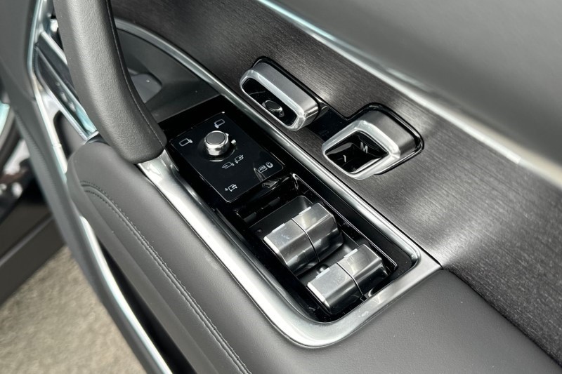 2024 (74) LAND ROVER RANGE ROVER 3.0 P460e HSE 4dr Auto 3299706