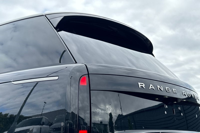 2024 (74) LAND ROVER RANGE ROVER 3.0 P460e HSE 4dr Auto 3299732