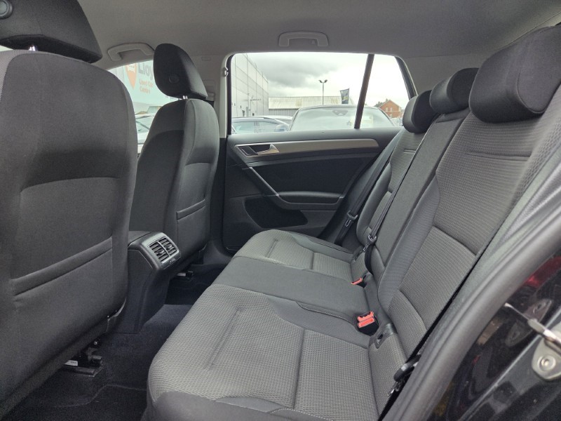2016 (16) VOLKSWAGEN GOLF 1.6 TDI 110 Match Edition 5dr 5457134