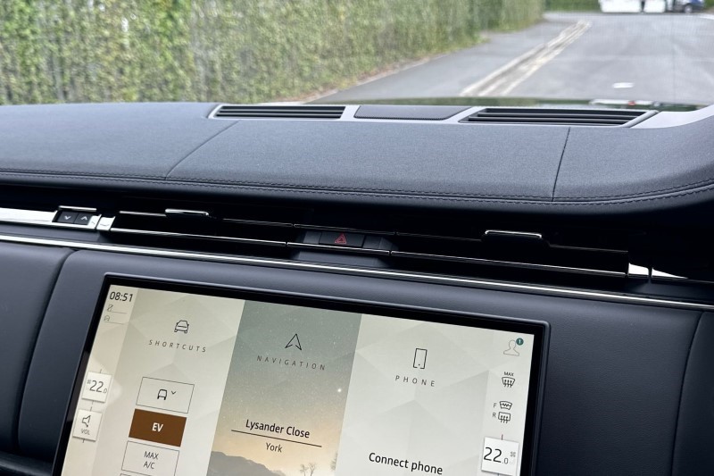 2024 (74) LAND ROVER RANGE ROVER 3.0 P460e HSE 4dr Auto 3299721