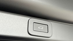 2024 (74) LAND ROVER RANGE ROVER 3.0 P460e HSE 4dr Auto 3299728