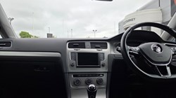 2016 (16) VOLKSWAGEN GOLF 1.6 TDI 110 Match Edition 5dr 5457135