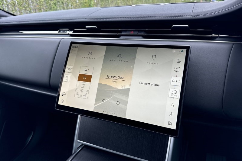 2024 (74) LAND ROVER RANGE ROVER 3.0 P460e HSE 4dr Auto 3299714