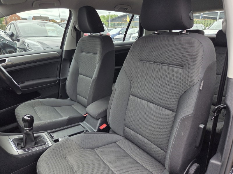 2016 (16) VOLKSWAGEN GOLF 1.6 TDI 110 Match Edition 5dr 5457140