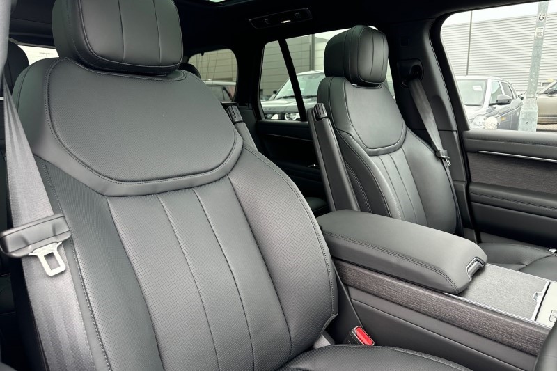 2024 (74) LAND ROVER RANGE ROVER 3.0 P460e HSE 4dr Auto 3299709