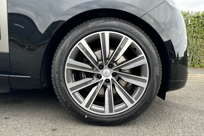 2024 (74) LAND ROVER RANGE ROVER 3.0 P460e HSE 4dr Auto 3299700