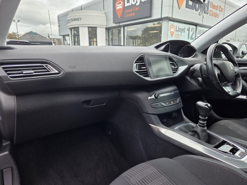 2019 (69) PEUGEOT 308 1.2 PureTech 130 Allure 5dr 5473571