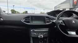 2019 (69) PEUGEOT 308 1.2 PureTech 130 Allure 5dr 5473567