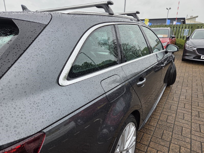 2019 (68) AUDI A4 40 TFSI S Line 5dr S Tronic 5465976