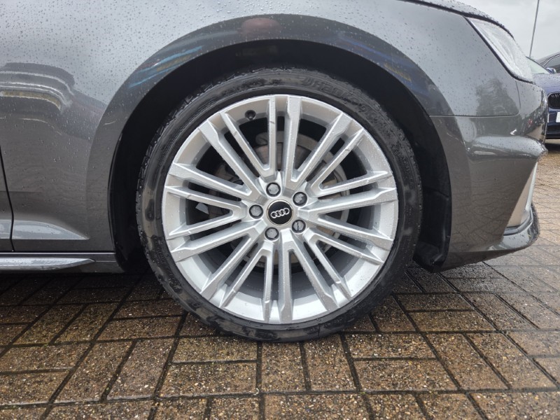 2019 (68) AUDI A4 40 TFSI S Line 5dr S Tronic 5465965
