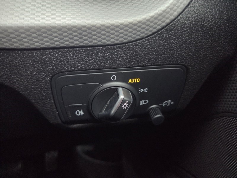 2023 (73) AUDI Q2 30 TFSI Sport 5dr 5482105