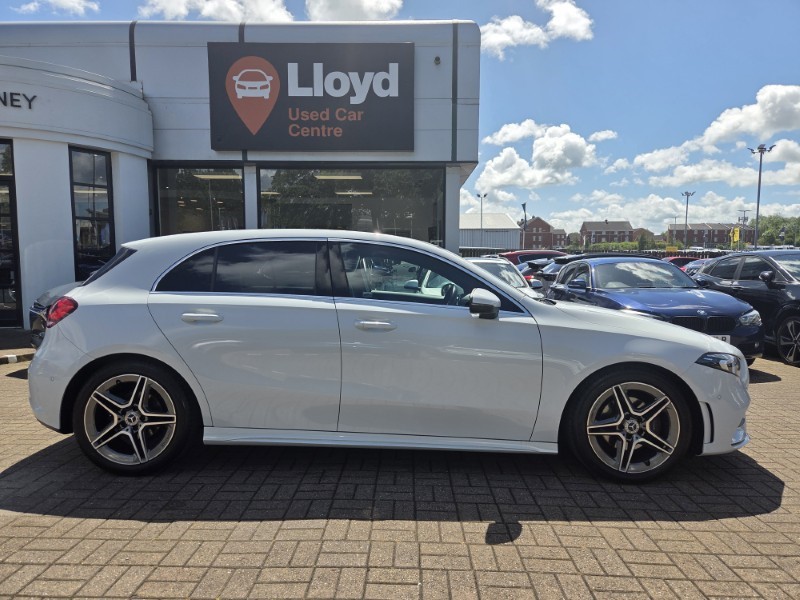 2020 (20) MERCEDES-BENZ A CLASS A180 AMG Line Executive 5dr Auto 5486609