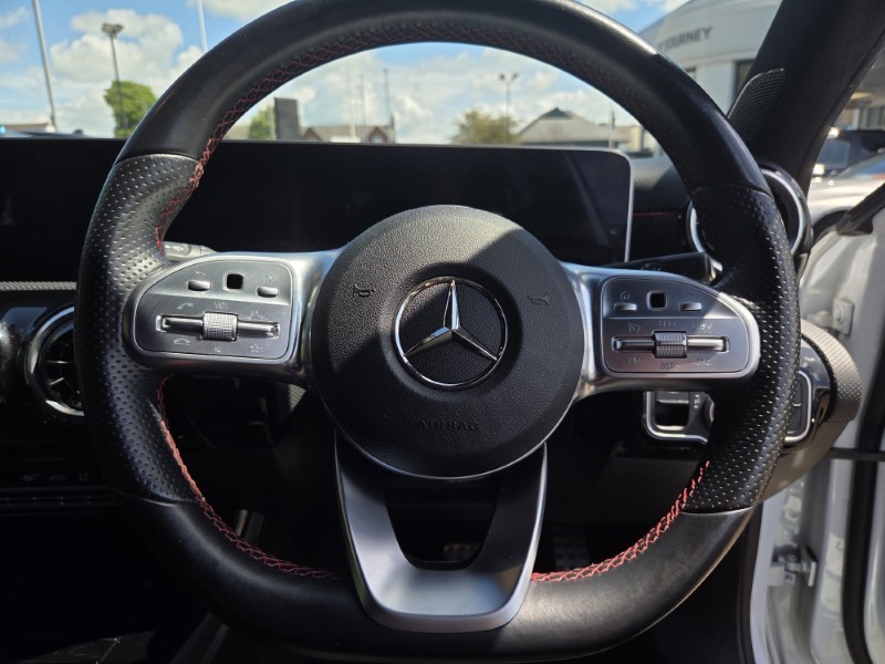2020 (20) MERCEDES-BENZ A CLASS A180 AMG Line Executive 5dr Auto 5486643