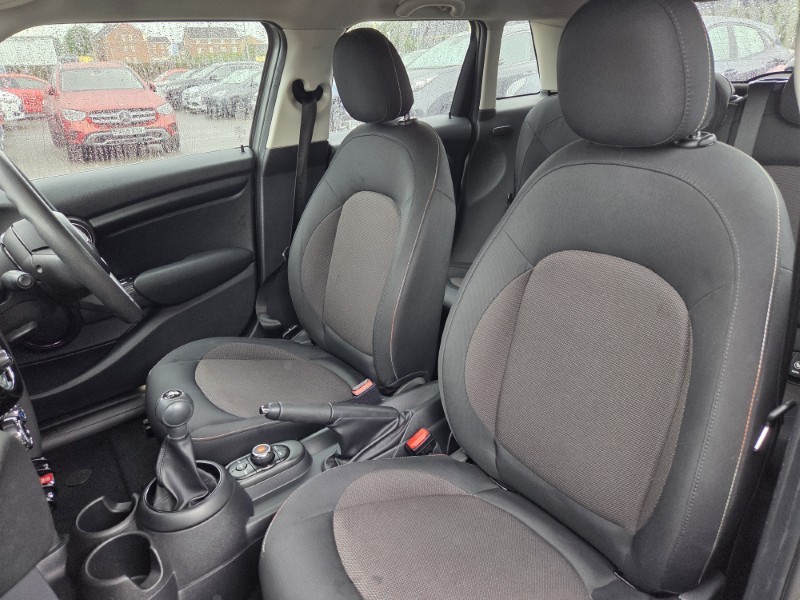 2020 (20) MINI HATCHBACK 1.5 Cooper Classic II 5dr 5470434