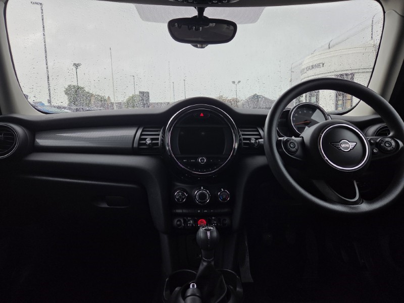2020 (20) MINI HATCHBACK 1.5 Cooper Classic II 5dr 5470428