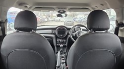 2020 (20) MINI HATCHBACK 1.5 Cooper Classic II 5dr 5470425