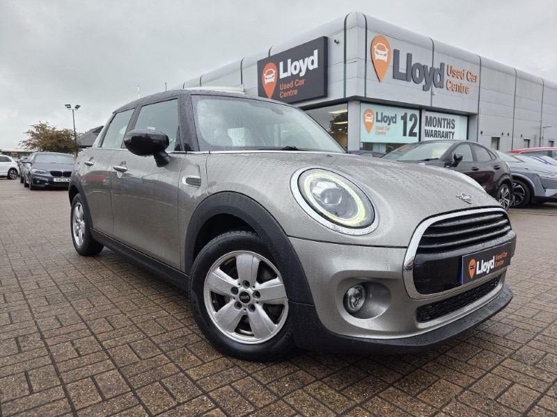 2020 (20) MINI HATCHBACK 1.5 Cooper Classic II 5dr 5470418