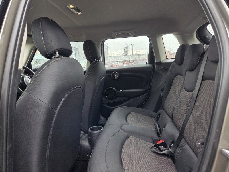 2020 (20) MINI HATCHBACK 1.5 Cooper Classic II 5dr 5470427