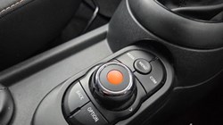 2020 (20) MINI HATCHBACK 1.5 Cooper Classic II 5dr 5470448